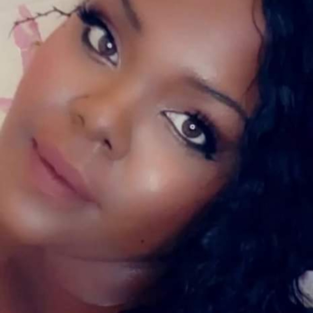 Meet your Posher, Miya